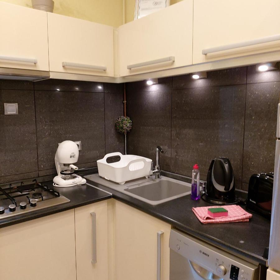 Szandi Belvarosi Apartman セゲド エクステリア 写真