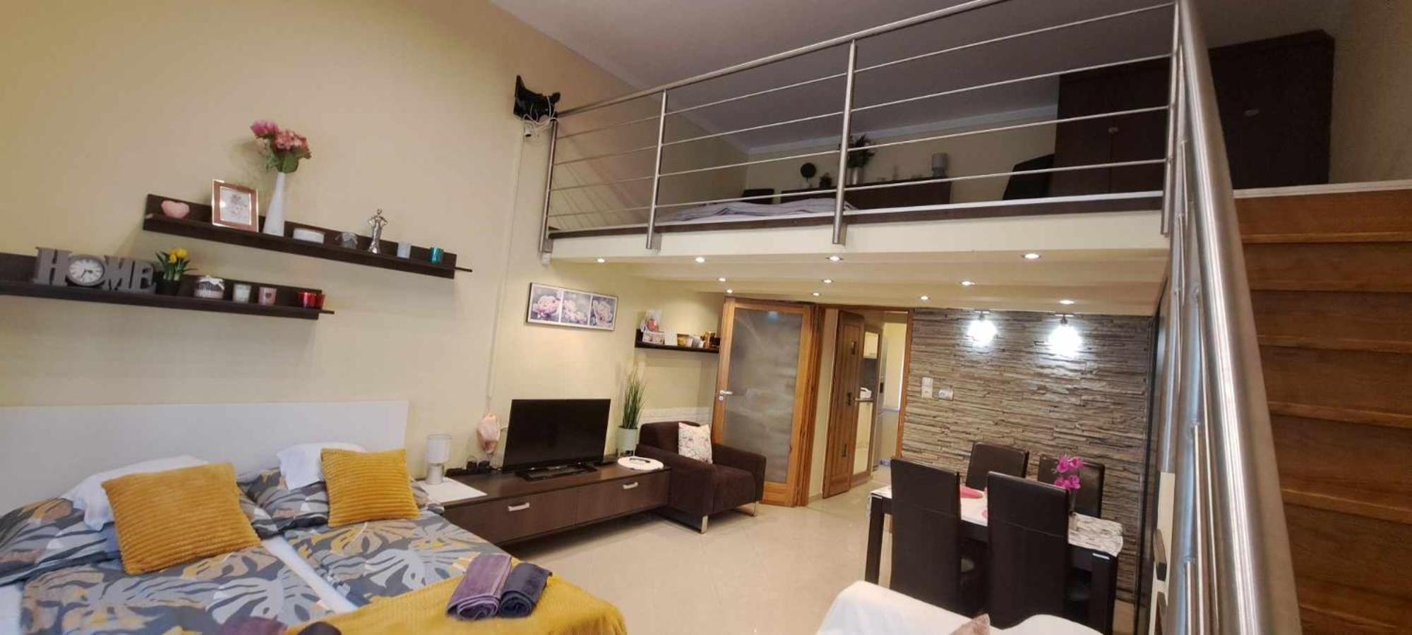 Szandi Belvarosi Apartman セゲド エクステリア 写真